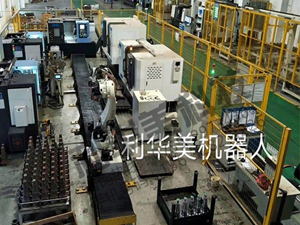 車(chē)床機(jī)械手安全操作注意哪些事項(xiàng)